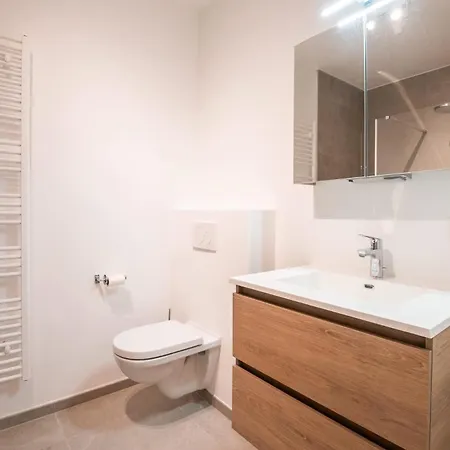 Brand New With Garden And Parking Апартаменты Остенде