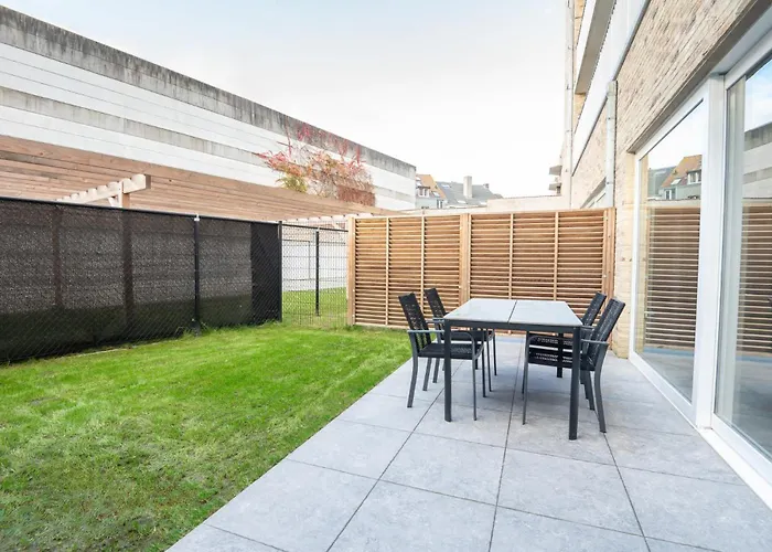 Brand New With Garden And Parking