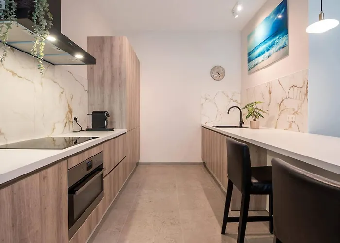 Brand New With Garden And Parking Lejlighed *