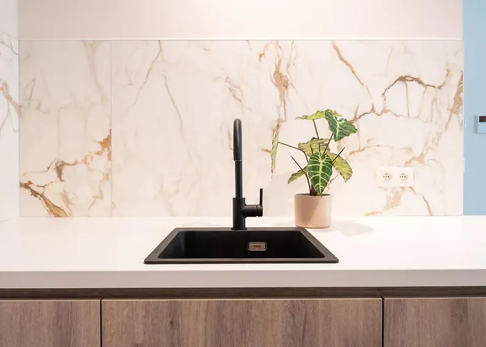 Lejlighed Brand New With Garden And Parking