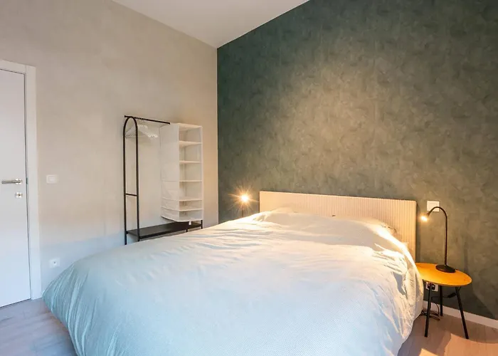 Brand New With Garden And Parking Lejlighed *