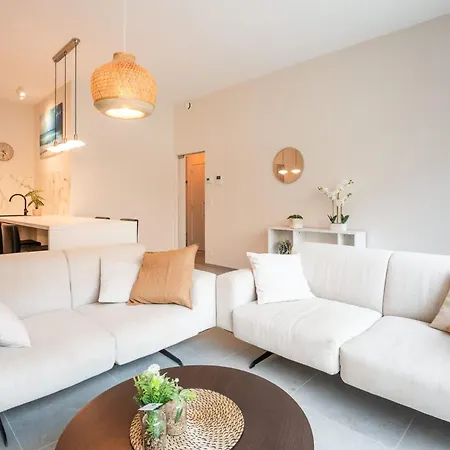 Apartment Brand New With Garden And Parking *